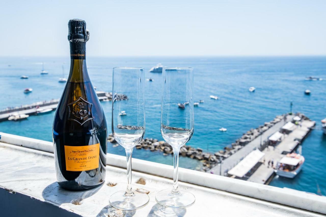 Suite Picasso Amalfi Exterior foto